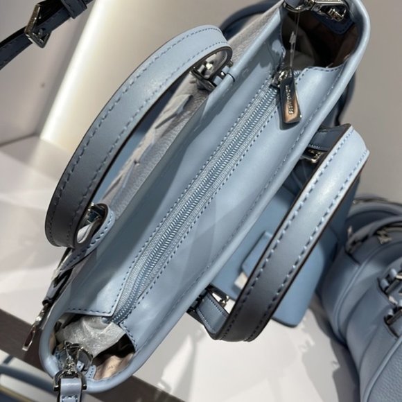 Michael Kors Xs Cryl Conv Tz Tote Pale Blue - Picture 12 of 16